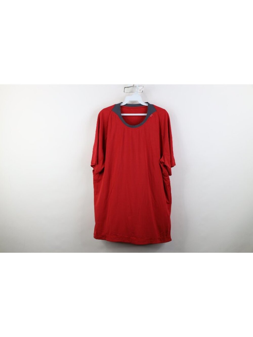Vtg Lululemon Mens XL Striped Metal Vent Tech Running Jogging Gym T-Shirt Red